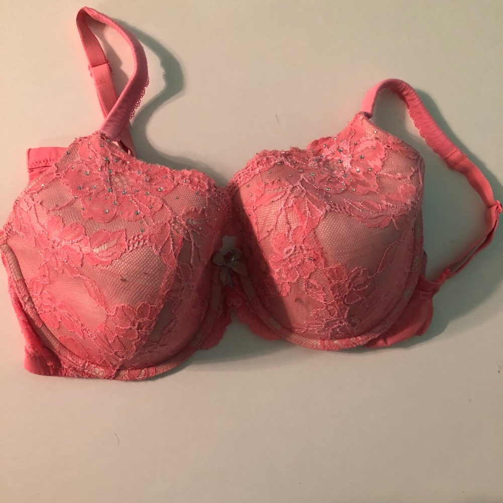 Lacey pink VS bra with rhinestones